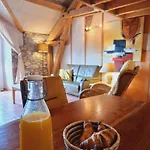 Domaine De L'alu דירה *