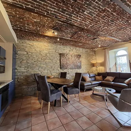 Domaine De L'alu Samrée