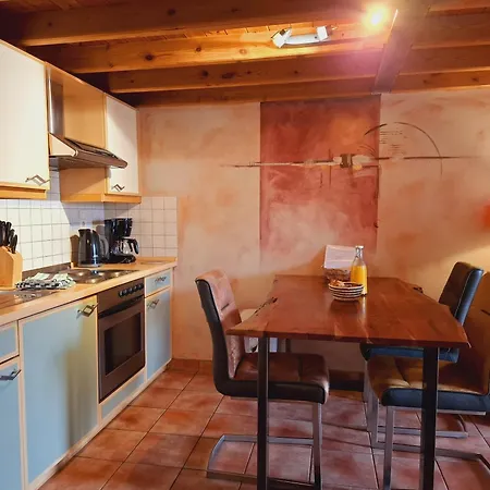 Domaine De L'alu Samrée